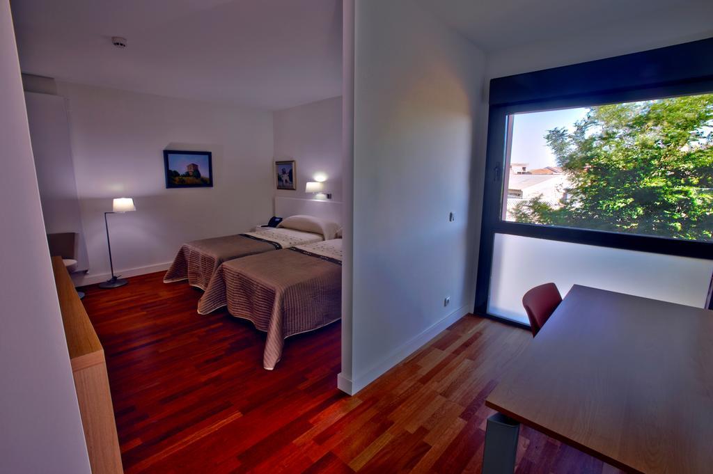 Posada San Juan De La Cruz Fontiveros Номер фото